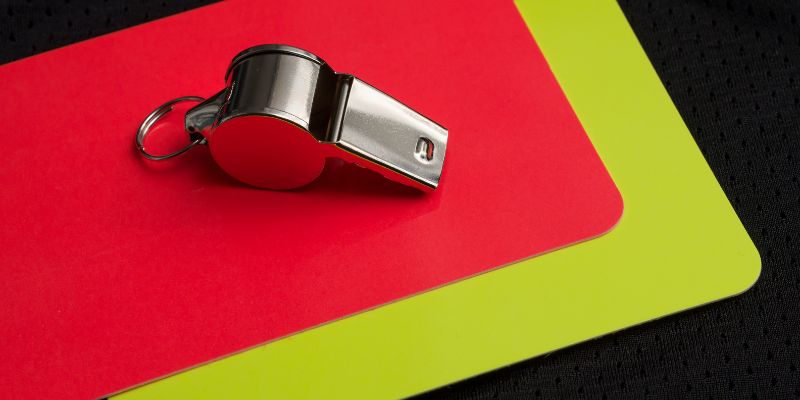 Các yếu tố ảnh hưởng đến kèo thẻ vàng